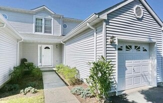 Building Photo - 56 Foxwood Sq N