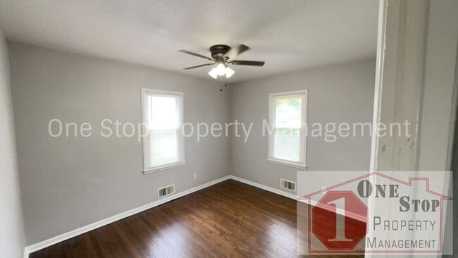 Building Photo - Beautiful 5 Bedroom 2 Bathroom Home in Kan...