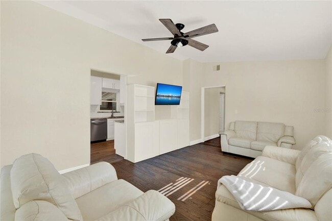 Building Photo - 1179 Seminole St