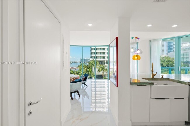 Building Photo - 6000 Indian Creek Dr