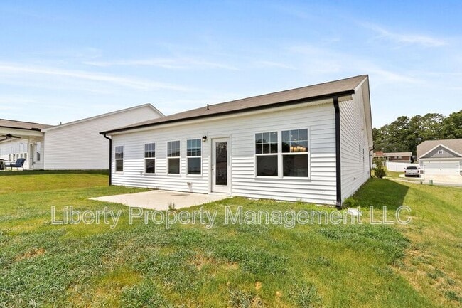 Building Photo - 433 Troy Dr