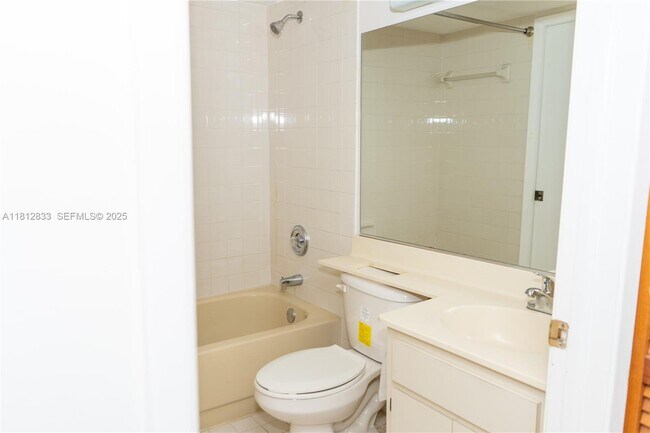 Building Photo - 9140 SW 123rd Ct