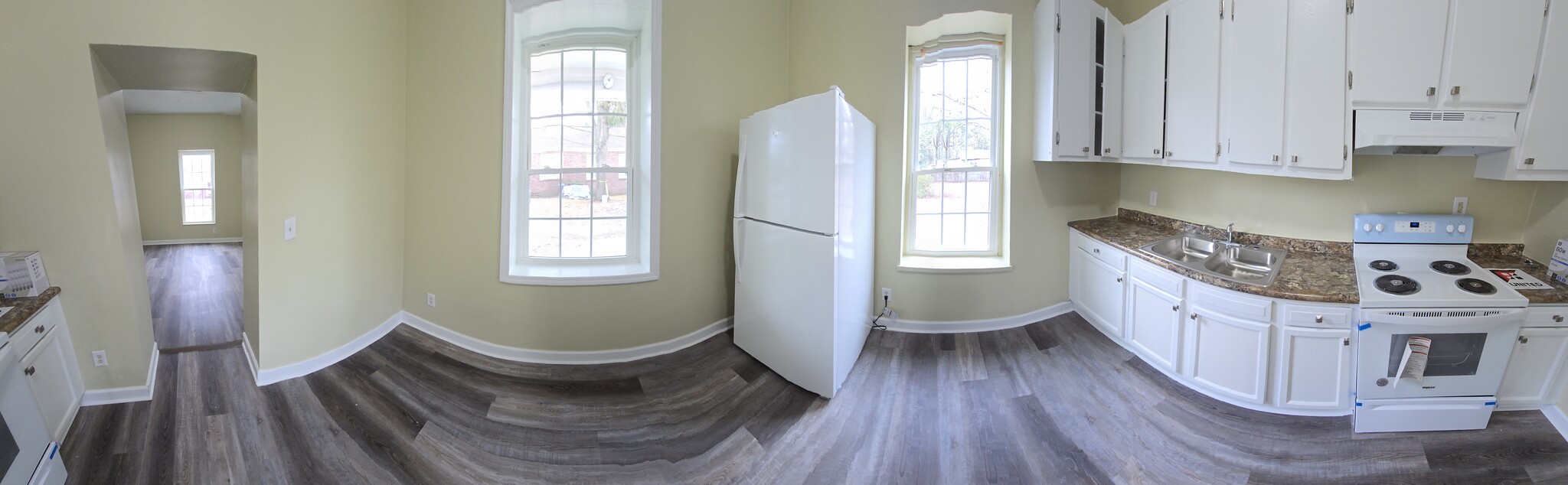 Kitchen with Pantry - 429 N Line St