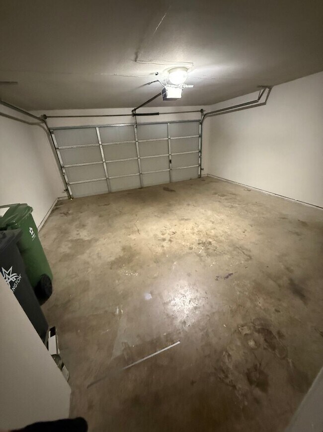 Building Photo - HOME5540-60