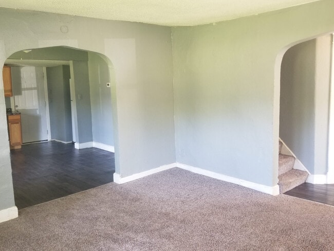 Building Photo - 8200 Wayne Ave