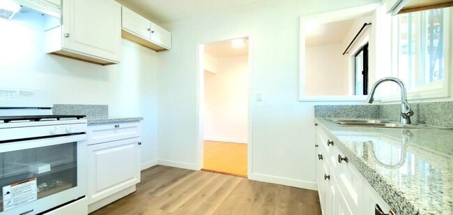 Building Photo - 3106 San Pierre Dr