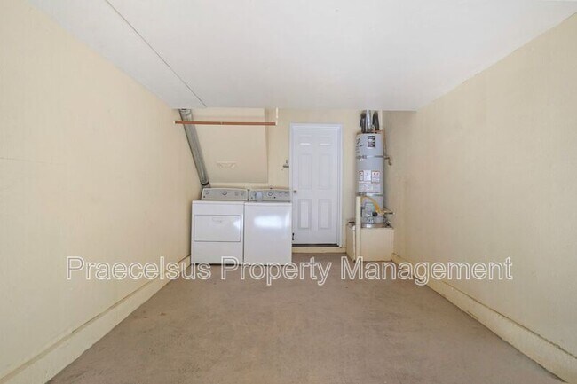 Building Photo - 2541 Garnet Peak Rd