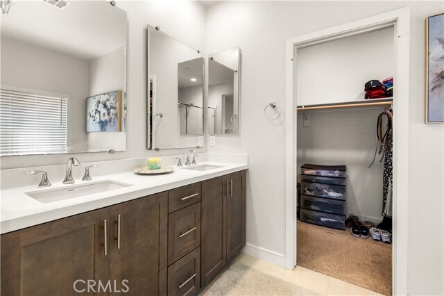 Building Photo - 30716 Foxhollow Dr