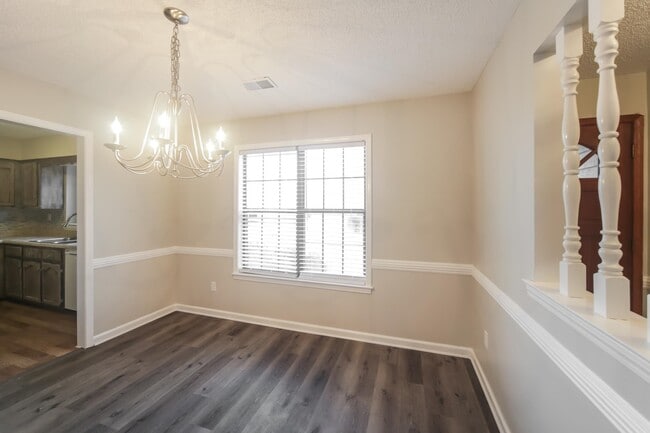 Building Photo - 6525 Bald Cypress Cove