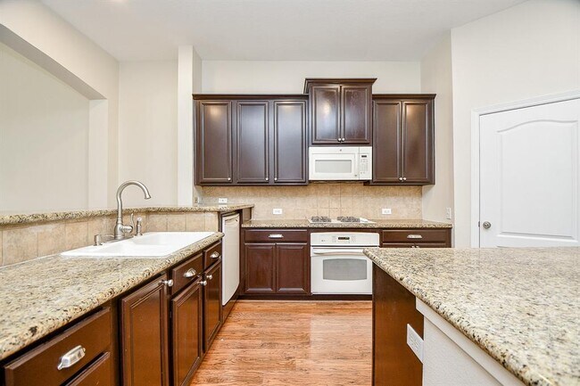 Building Photo - 3306 Silverbrook Ln