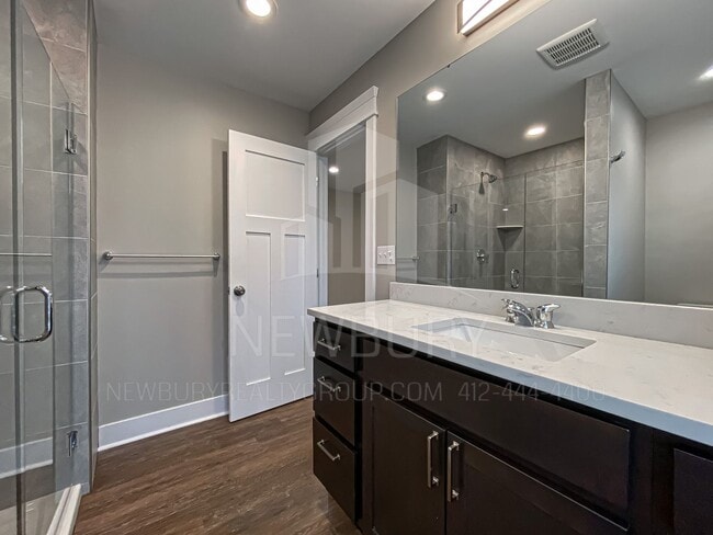 Building Photo - Be the First to Live in These Brand-New Luxury Homes — Now Pre-Leasing in Pittsburgh