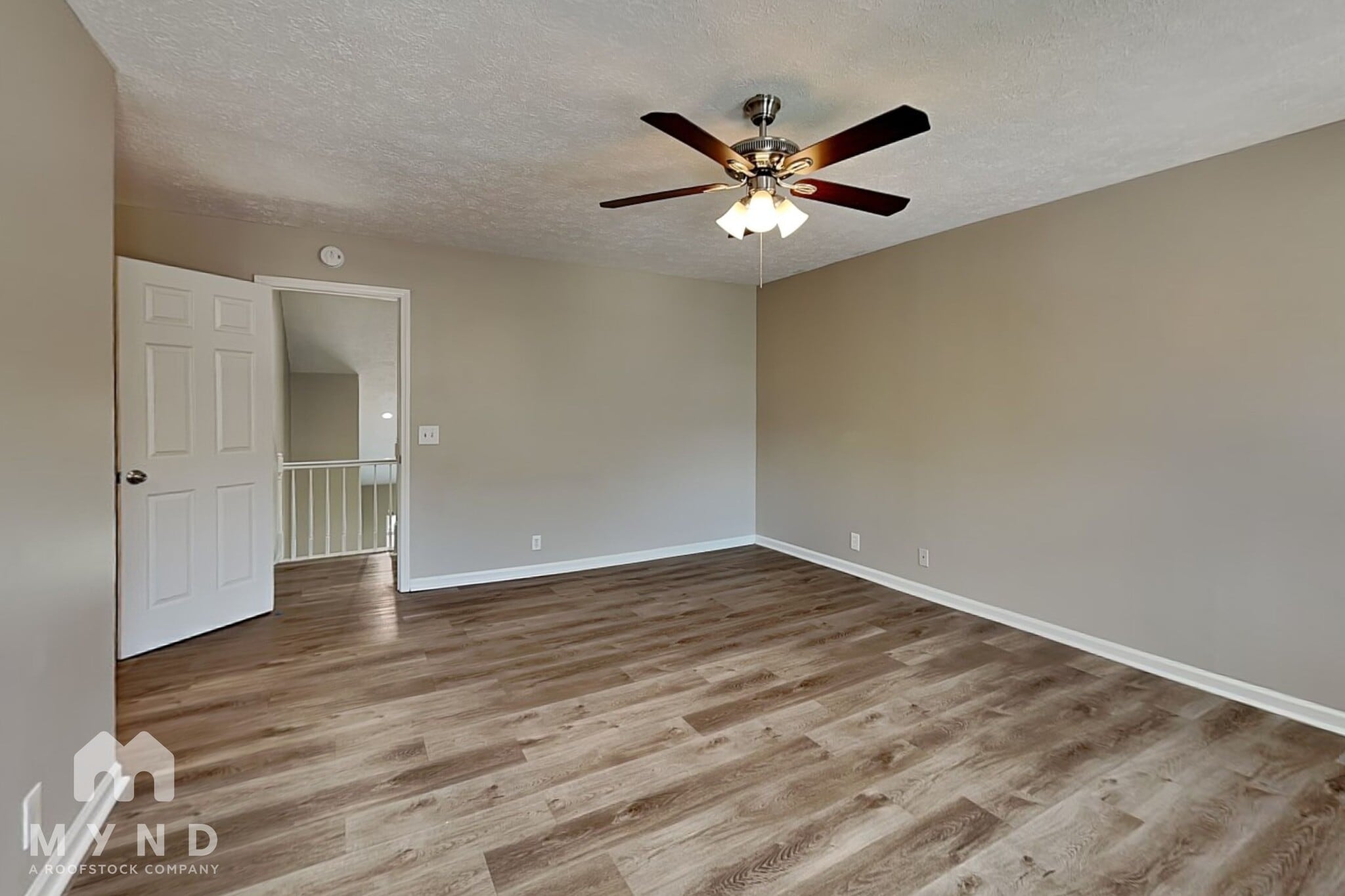 Building Photo - 3100 Creekview Ln