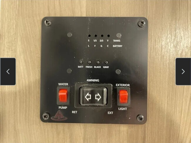 Building Photo - 532 Camino de Amor