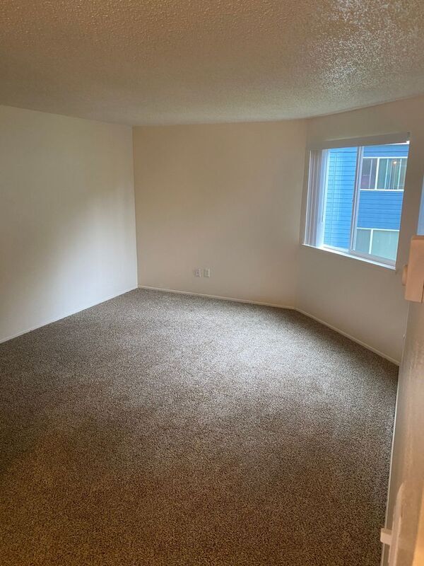 Building Photo - 479 Senate St NW