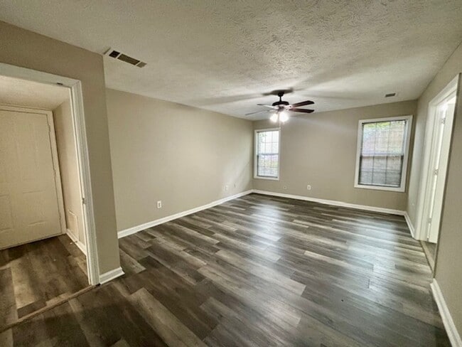 Building Photo - 3484 Shady Woods Cir