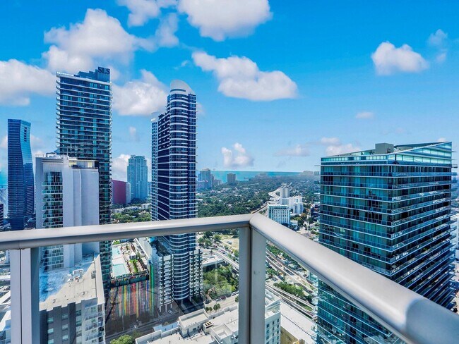 Building Photo - 1100 S Miami Ave
