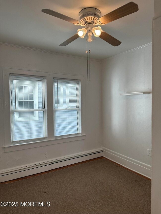 Building Photo - 213 Park Pl Ave