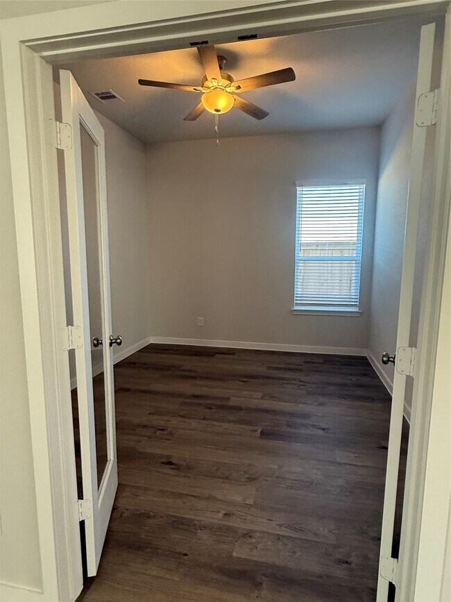 Building Photo - 12510 Costal Bnd Wy