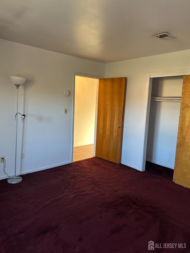 Building Photo - 142 Beverly Hill Terrace