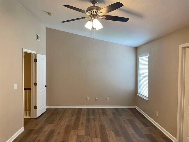 Building Photo - 5092 Windsor Forrest Ln
