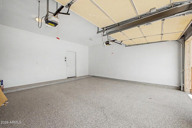 Building Photo - 2237 N 135th Dr