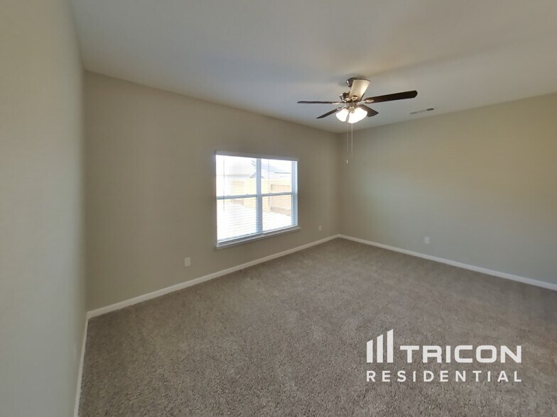 Building Photo - 1441 Palamedes Dr