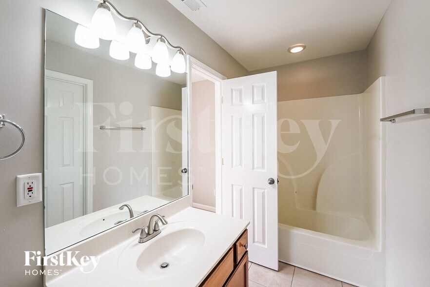 Building Photo - 2829 Bridlewood Terrace