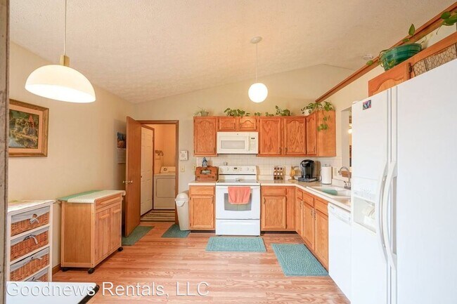 Building Photo - 3 br, 2 bath House - 3405 Poland Hill Rd