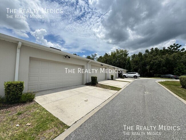 Building Photo - 1375 Painted Bunting Ave