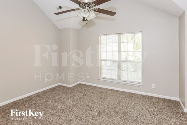 Building Photo - 3380 Chadbury Dr NW