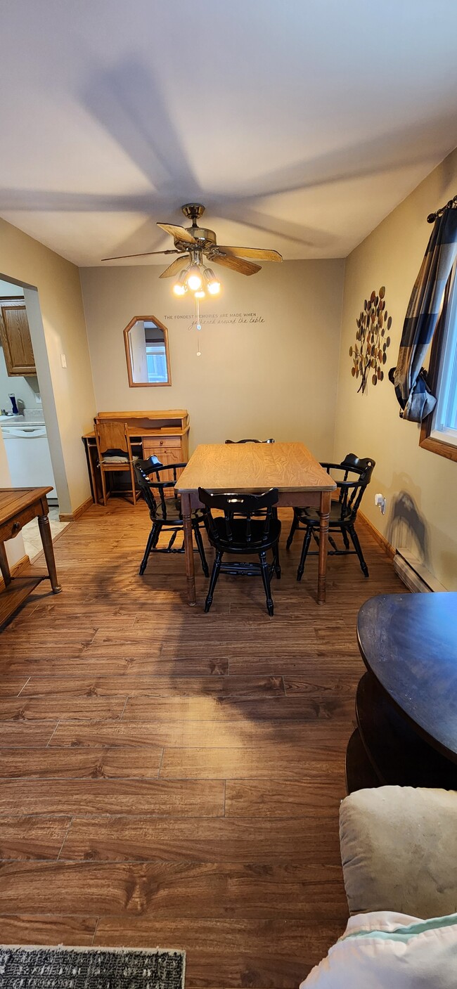 Dinning Room - 524 Marshal Ct