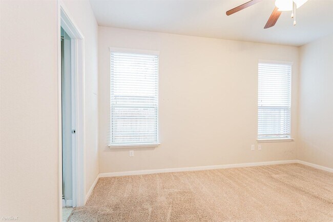 Building Photo - 4 br, 2.5 bath House - 605 AllensCreek Way