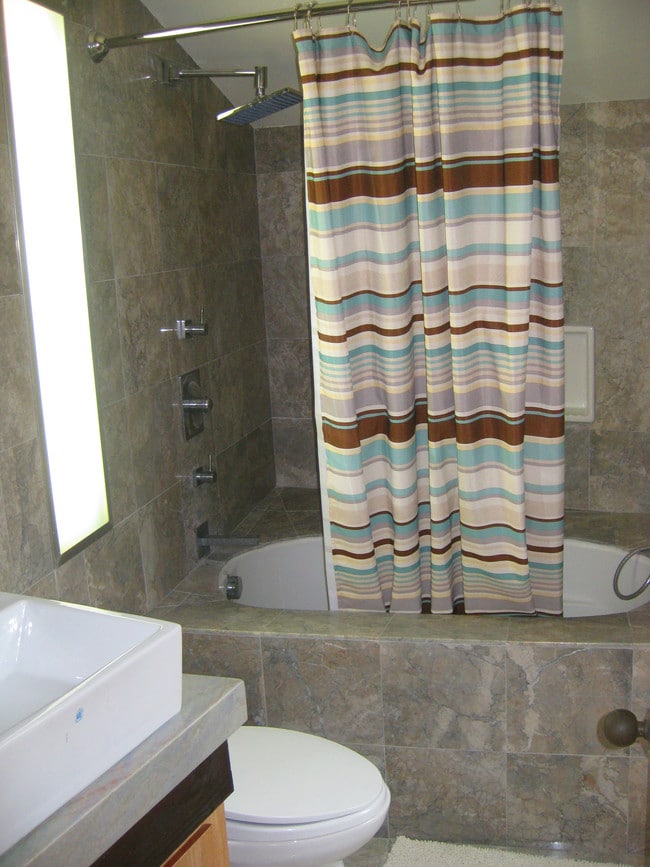 Building Photo - 785 Alta Vista Way