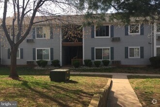 Building Photo - 36 Bolton Ct