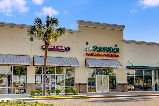 Building Photo - 695 Sid Dr