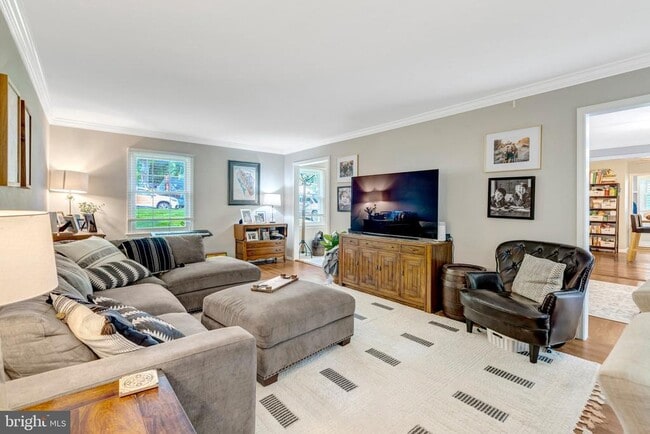 Building Photo - 4509 Twinbrook Rd