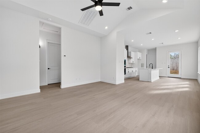 Building Photo - 4340 Avron Dr