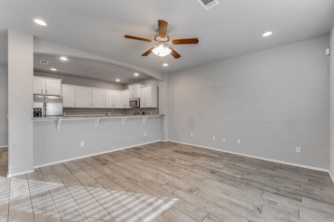 Building Photo - 1348 N Corsica Dr