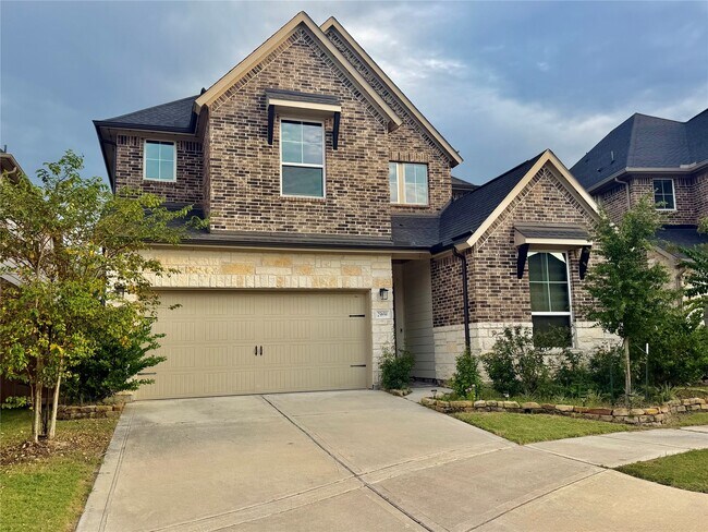 Building Photo - 25859 Rippey Gln Dr