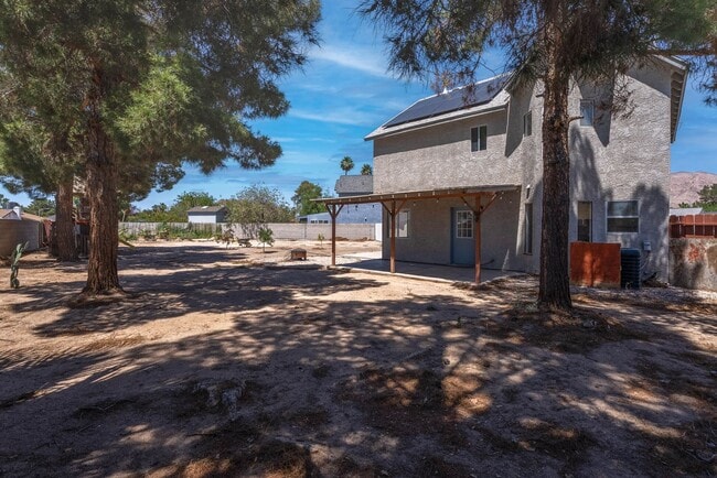 Building Photo - 5519 Myron Cir