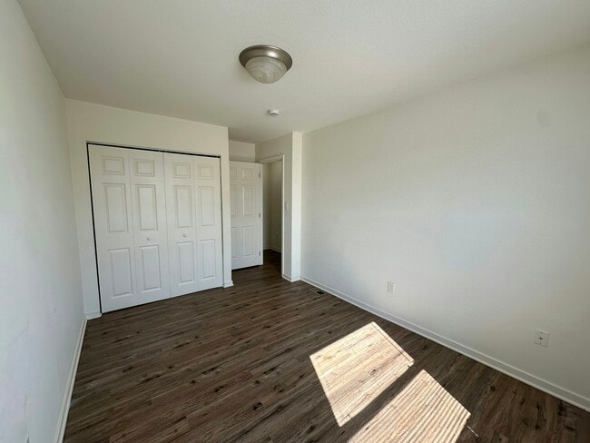 Building Photo - 3514 E Richmond Rd