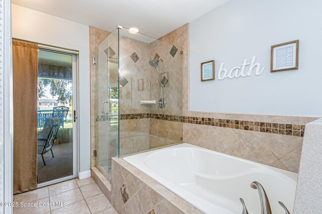 Building Photo - 4351 Silver Lake Dr