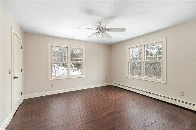Building Photo - 32 Witham St