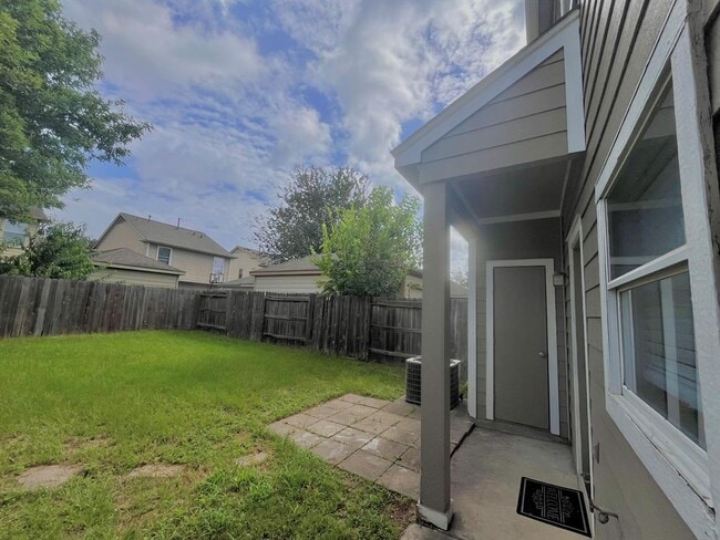 Building Photo - 18754 Sandelford Dr