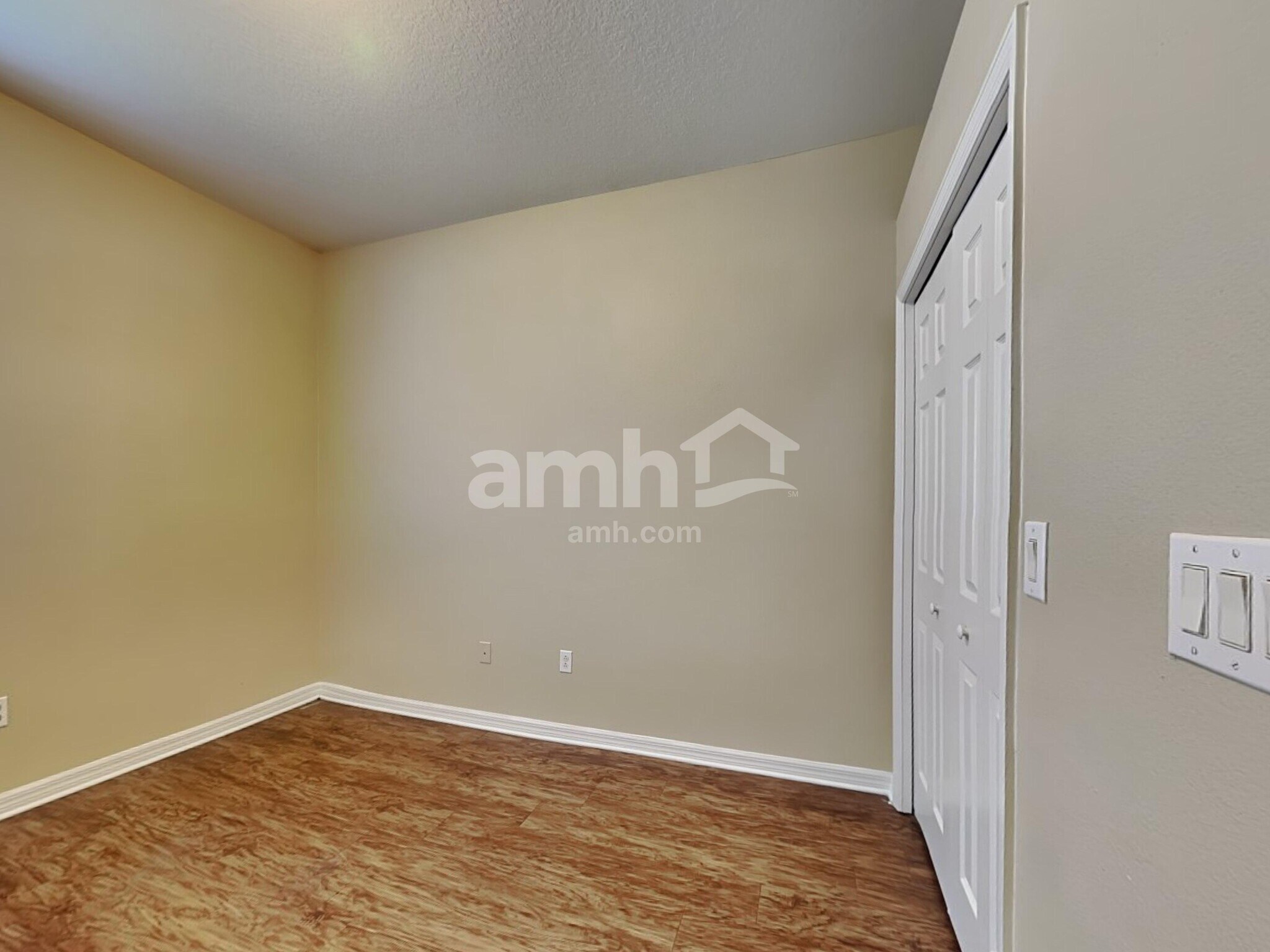 Building Photo - 7131 Forest Mere Dr