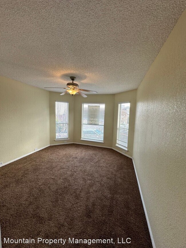 Building Photo - 2 br, 2 bath House - 6829 Ridge Top Dr