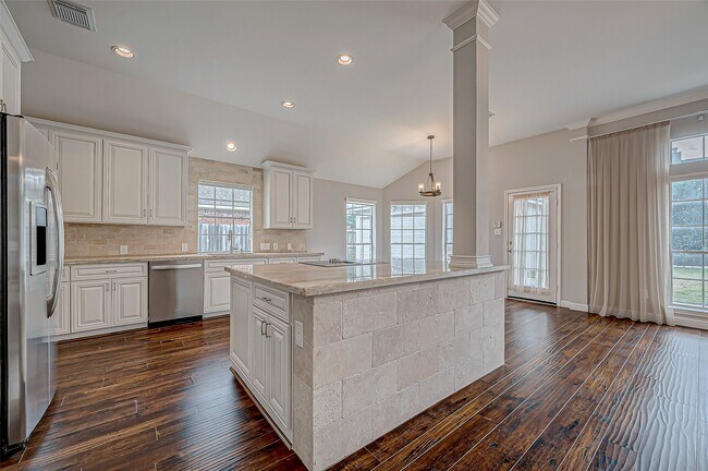 Building Photo - 5410 Portage Rock Ln