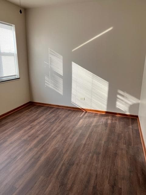 Building Photo - 554 Pershing Ave