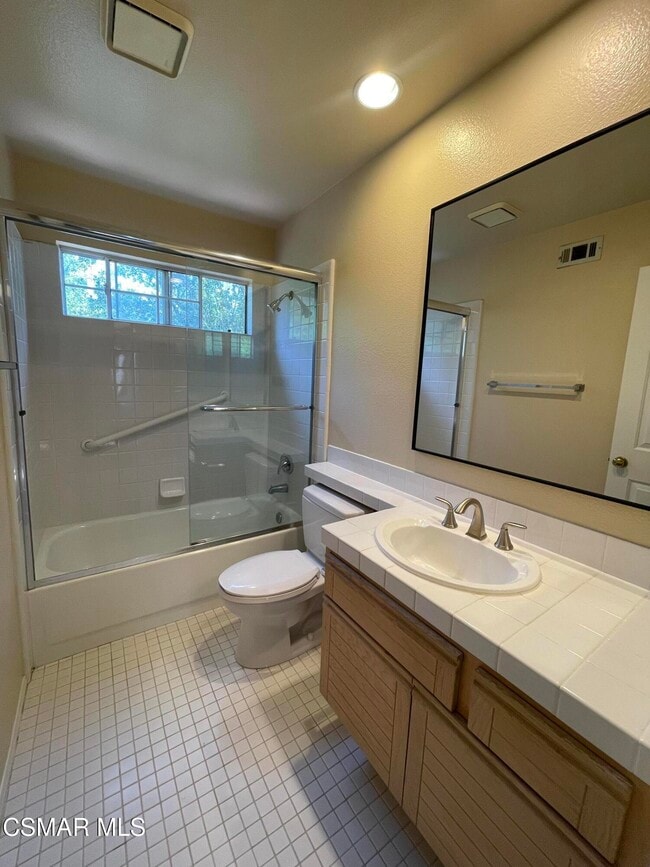 Building Photo - 1044 Cherry Creek Cir