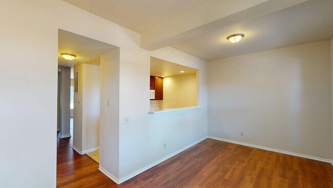 Building Photo - 3861-3869 McRee